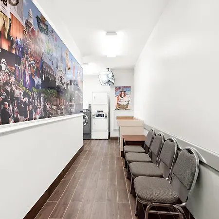 Comfort Suites New Orleans East-2